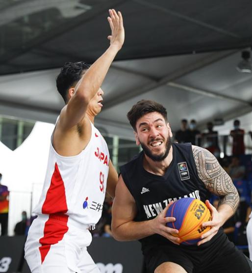 新西兰选手展现出色技艺,斩获头筹 新西兰选手展现出色技艺,斩获头筹