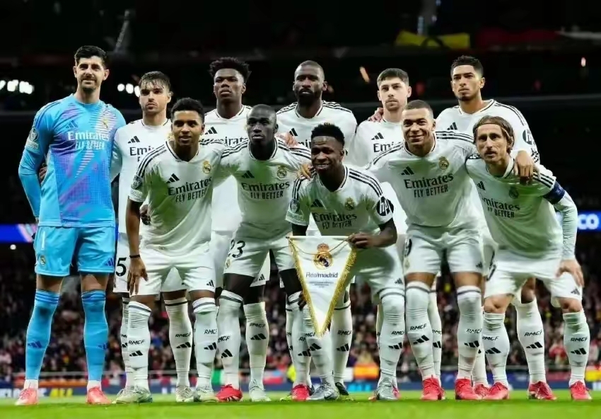 尤文图斯惊险晋级,下一轮对决有望 尤文图斯惊险晋级,下一轮对决有望