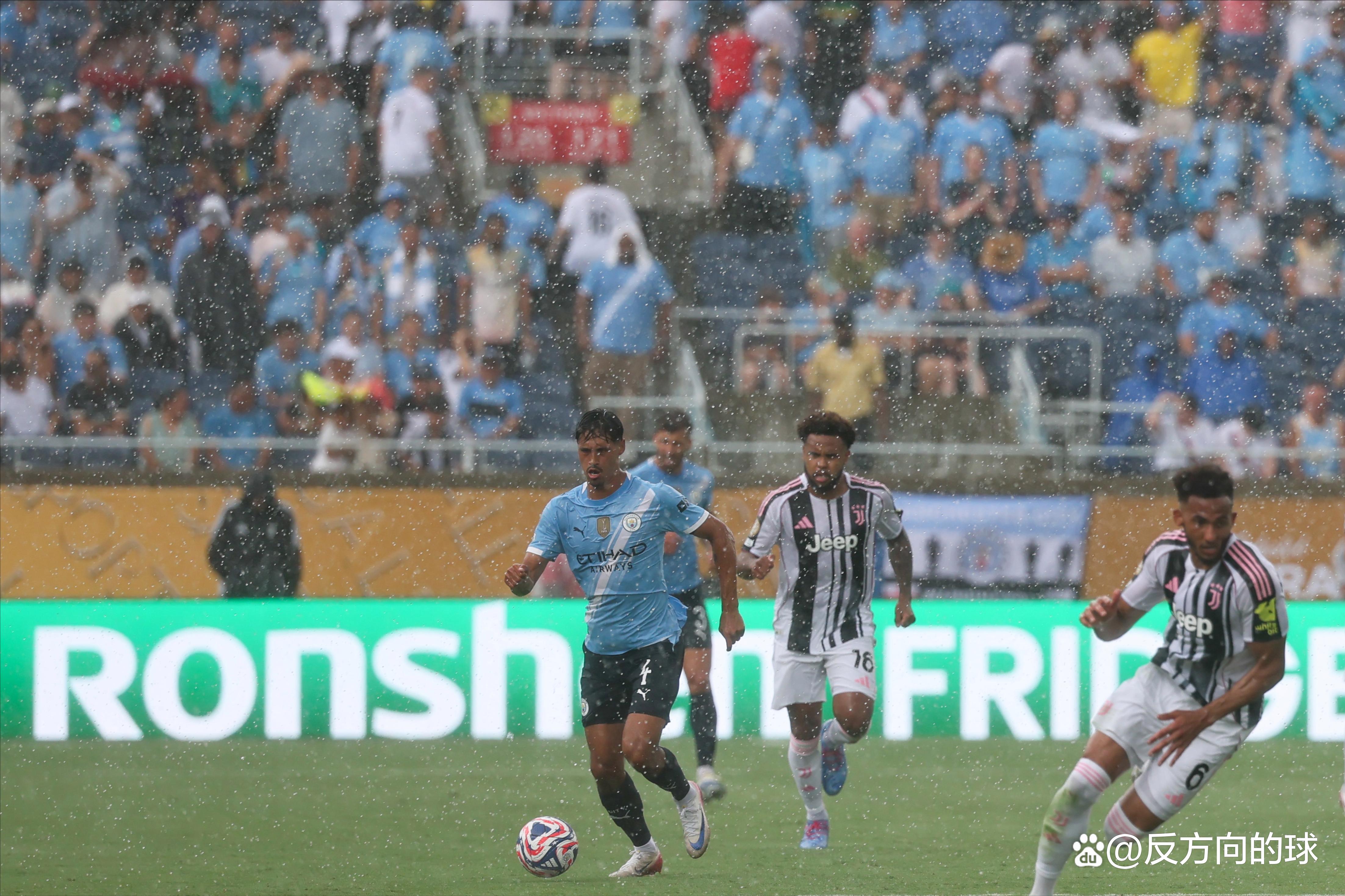 曼城迎战阿贾克斯,晋级之战即将开打 曼城迎战阿贾克斯,晋级之战即将开打