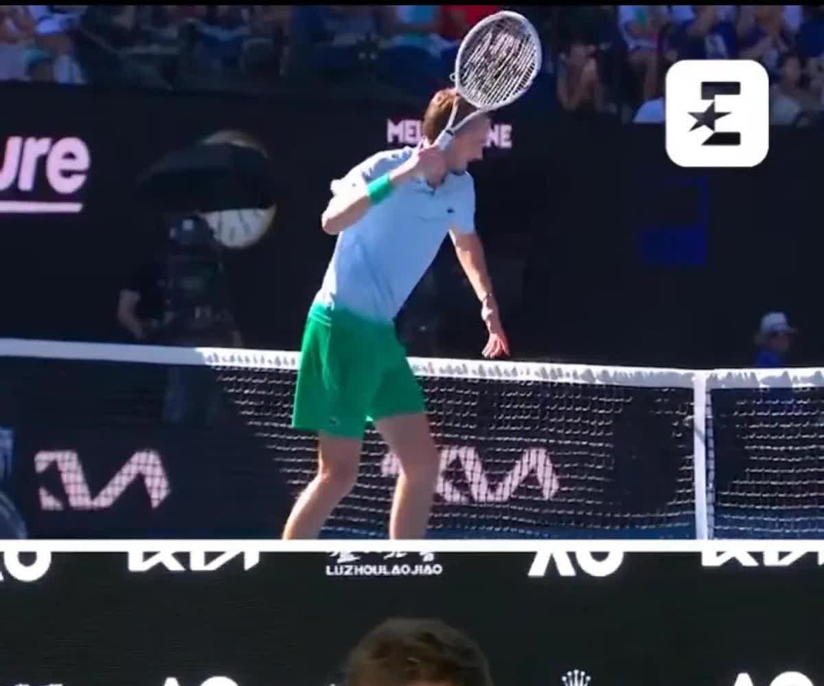 关于澳大利亚网球队强势法国网球队,梅德韦杰夫统治全场的信息 关于澳大利亚网球队强势法国网球队,梅德韦杰夫统治全场的信息