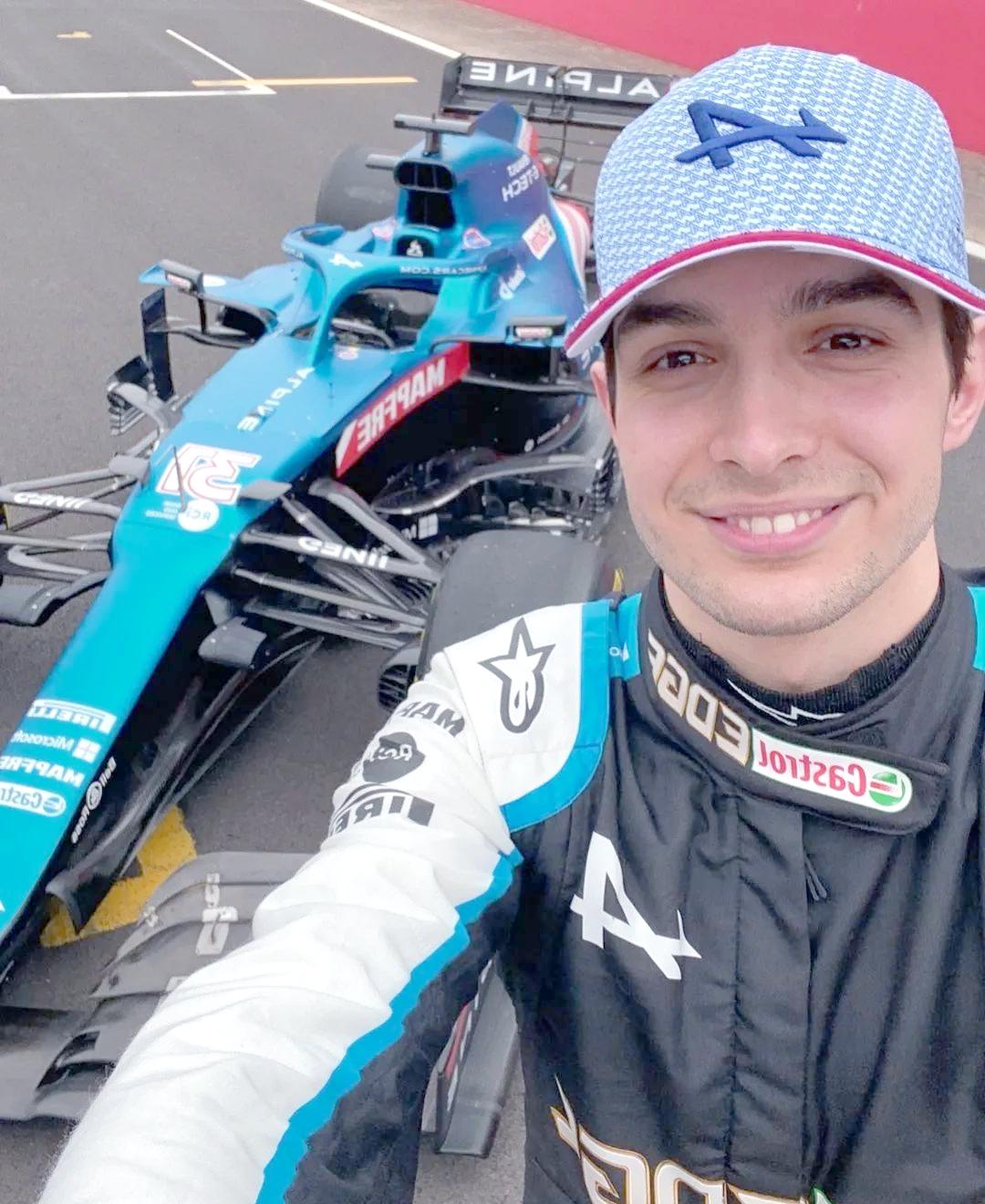 包含威廉姆斯轻取雷诺车队,汉密尔顿点燃赛场的词条 包含威廉姆斯轻取雷诺车队,汉密尔顿点燃赛场的词条